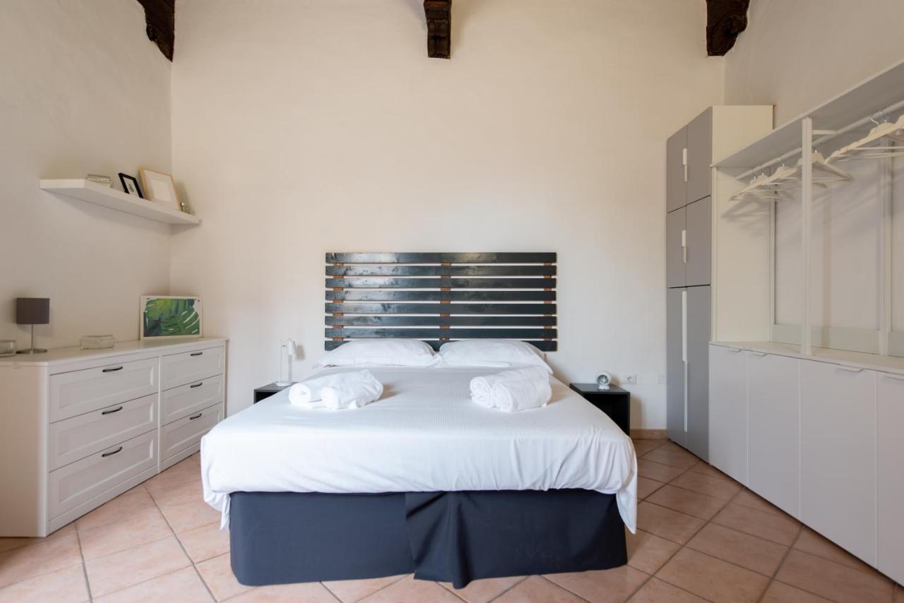 2 Rooms Next To A Market And Piazza Santa Croce - Homeunity Firenze Eksteriør billede